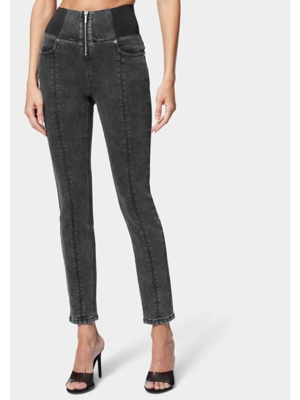 NWT bebe Women Zip Elastic Skinny Jean High-Waist Denim Size 31 Medium MSRP $119